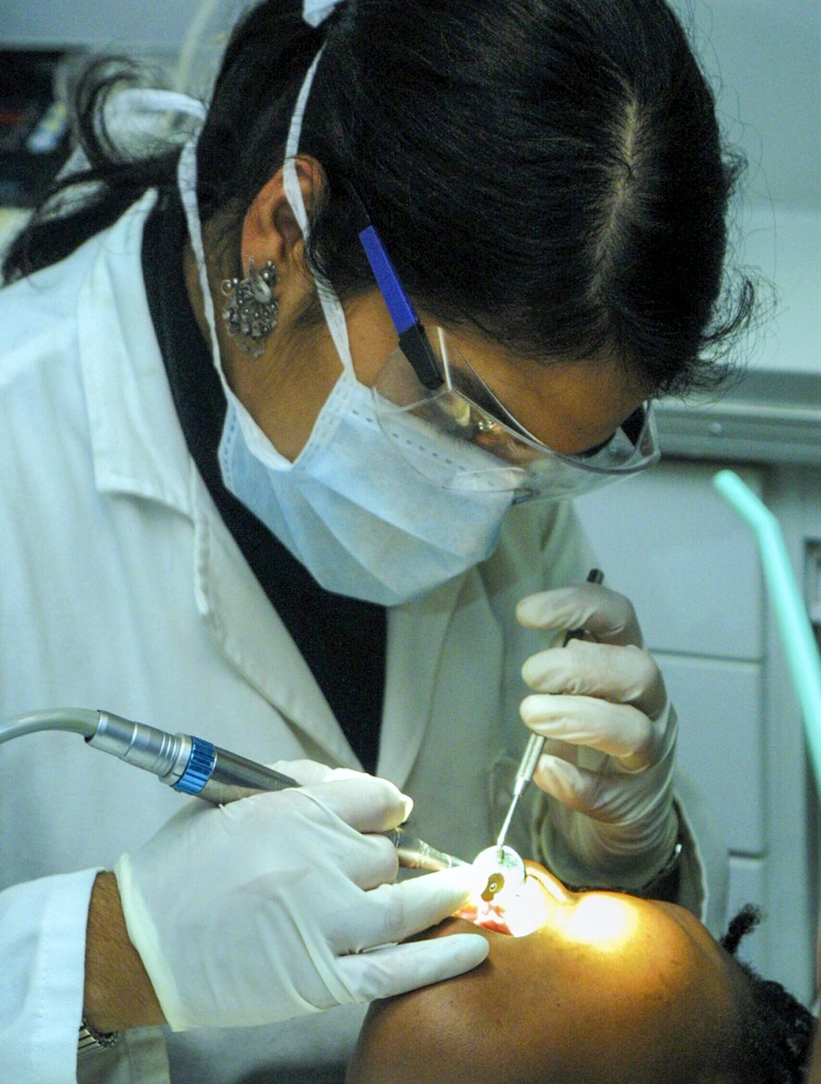 Dental Implant In Kalyani Nagar Pune